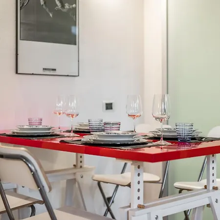 Vivimihome - Elegant 10 Minutes From The Duomo Milan