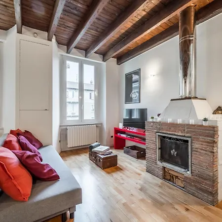 Vivimihome - Elegant 10 Minutes From The Duomo Apartment
