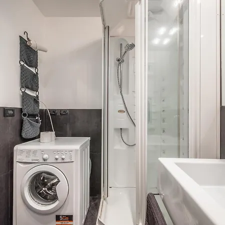 Vivimihome - Elegant 10 Minutes From The Duomo Apartment